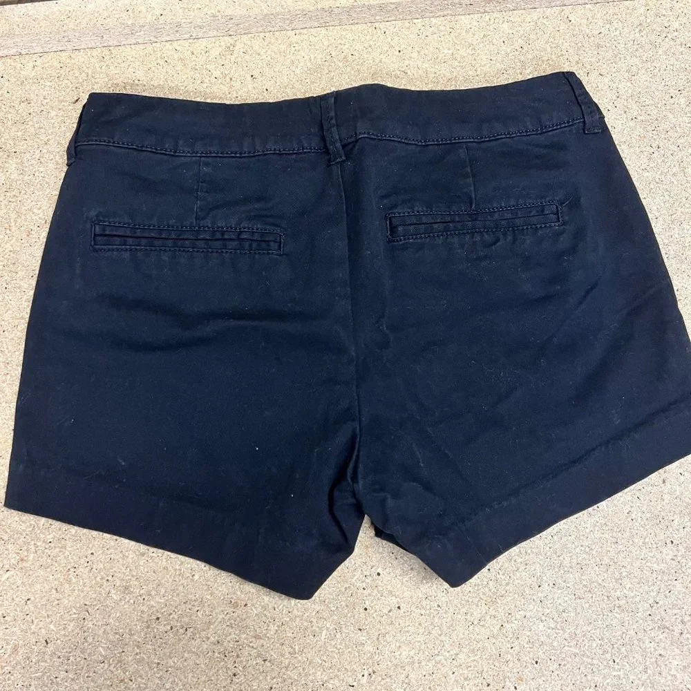 Women‎ short bundle! Size Small.